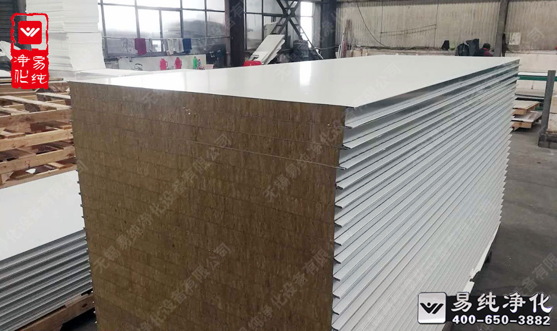 巖棉夾芯防火板材料運輸到現場.jpg 巖棉夾芯防火板材料運輸到現場.jpg